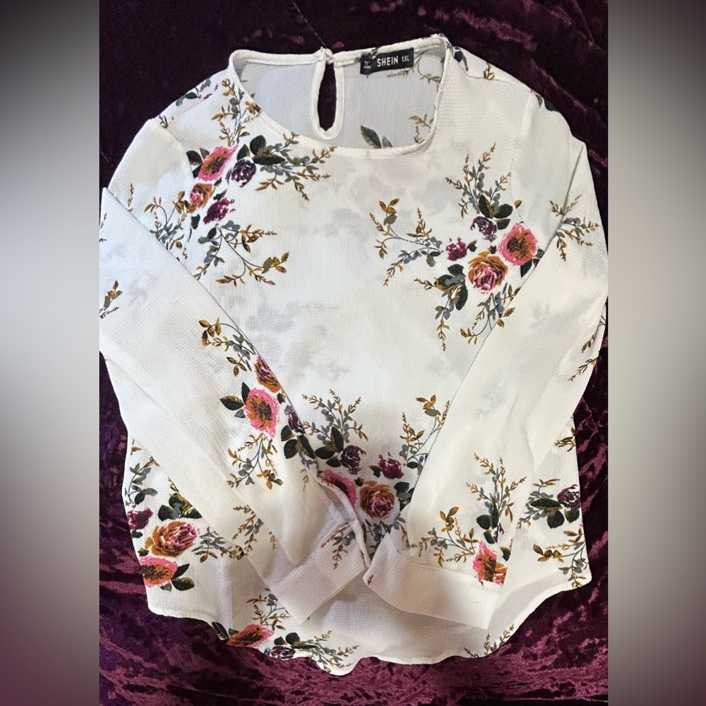 SHEIN Floral Top